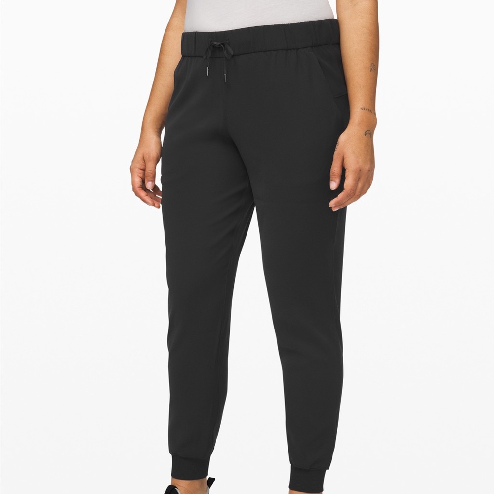 Lululemon On the fly jogger